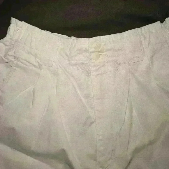 VTG Eddie Bauer woman's white long Bermuda shorts sz 12 - Picture 3 of 5